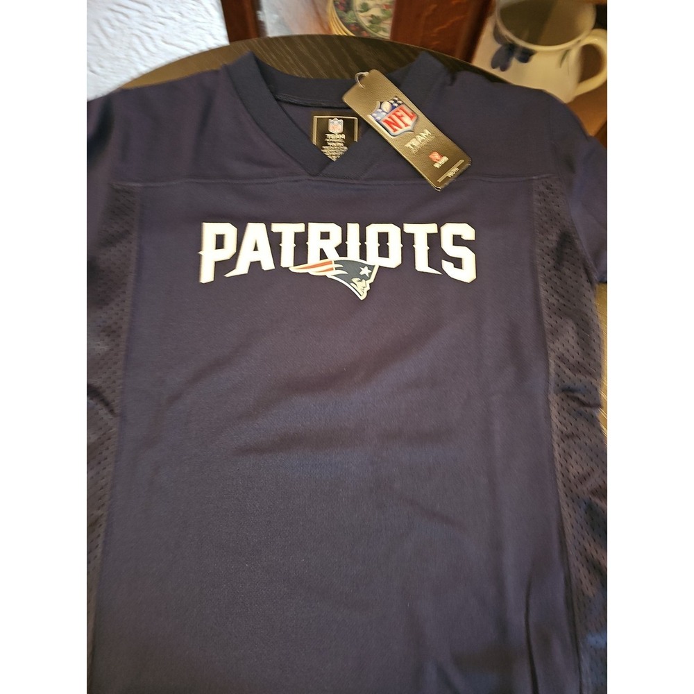 New England Patriots Jersey Youth Size Medium
